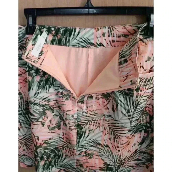 Lady Hagan (12)‎ Peach/Green Tropical Print Athletic TennisGolf Skort Women's - Picture 6 of 9